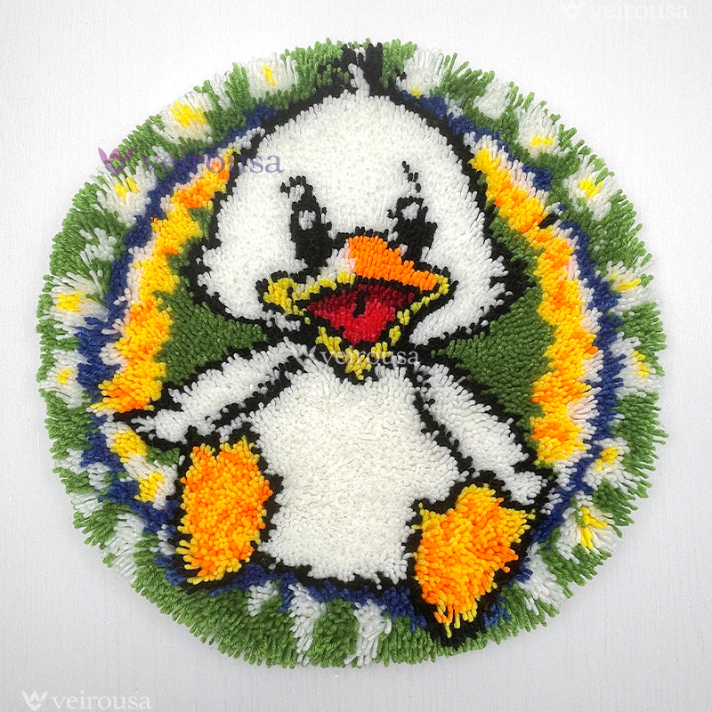 Daisy Duckling's Delight - Latch Hook Rug Kit