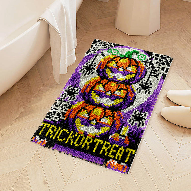 Halloween Trick Or Treat Pumpkin - Latch Hook Rug Kits