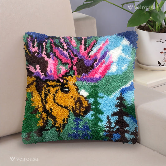 Moonlight Moose - Latch Hook Pillow Kit
