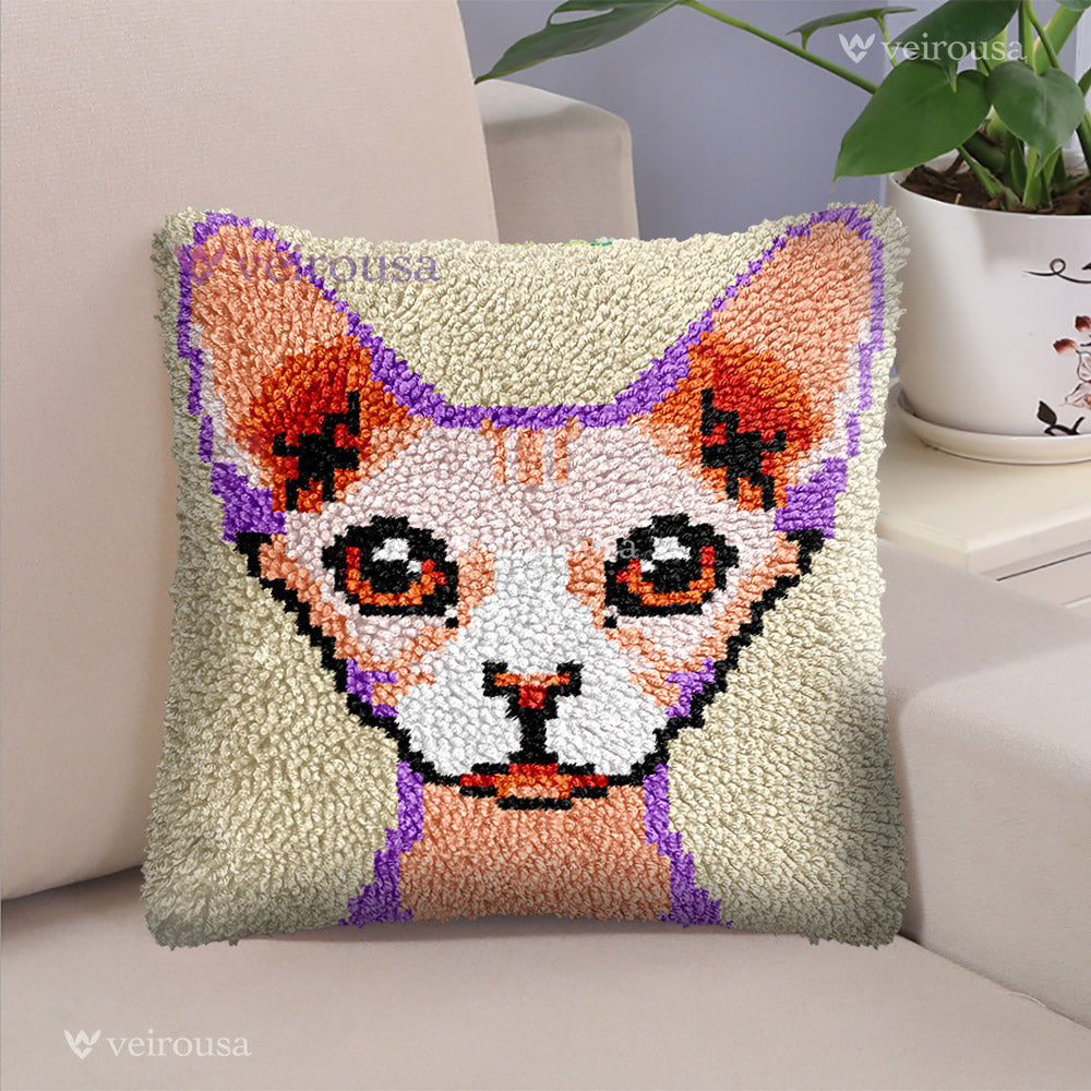 Sphynx Cat - Latch Hook Pillow Kit