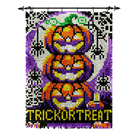 Halloween Trick Or Treat Pumpkin - Latch Hook Rug Kits