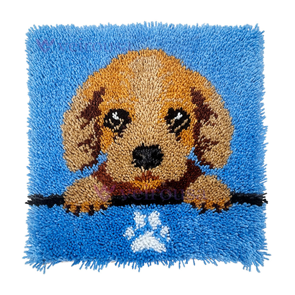 Golden Retriever Puppy - Latch Hook Pillow Kit