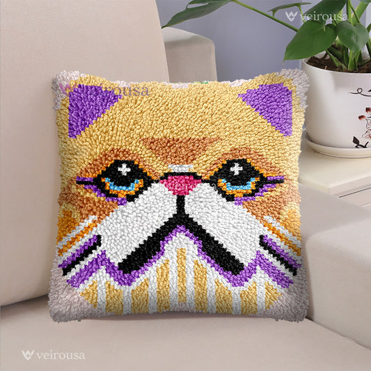 Persian Cat - Latch Hook Pillow Kit