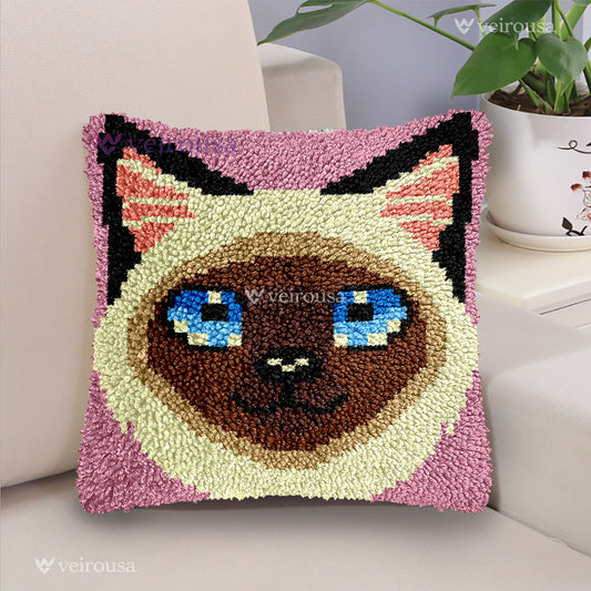 Siamese Cat - Latch Hook Pillow Kit