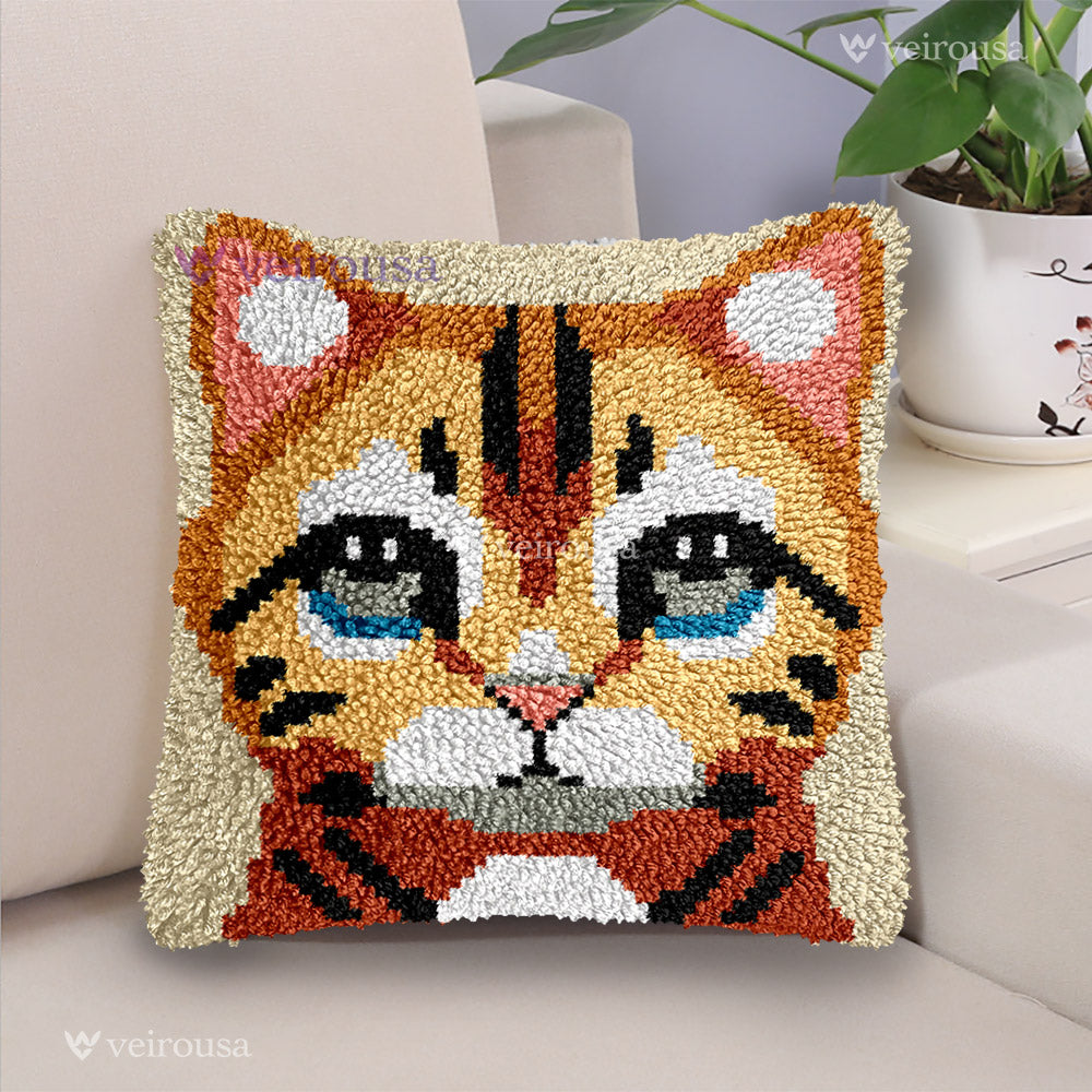 Veirousa Bengal Cat Latch Hook Pillow Kit