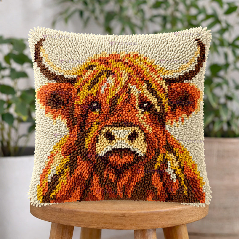 Veirousa Colorful Highland Cow Latch Hook Pillow Kit