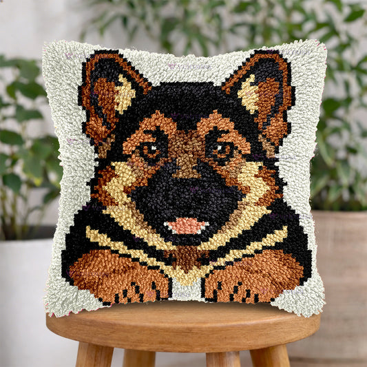 Veirousa German Shepherd Latch Hook Pillow Kit