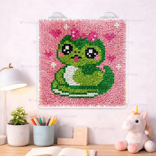 Veirousa Green Snake Latch Hook Mini Rug Kit