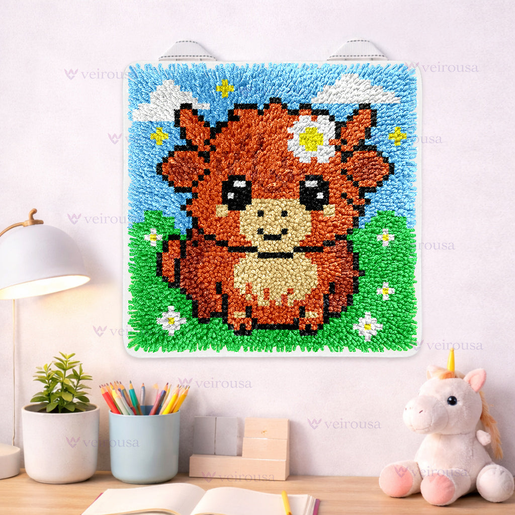 Veirousa Little Highland Cow Latch Hook Mini Rug Kit
