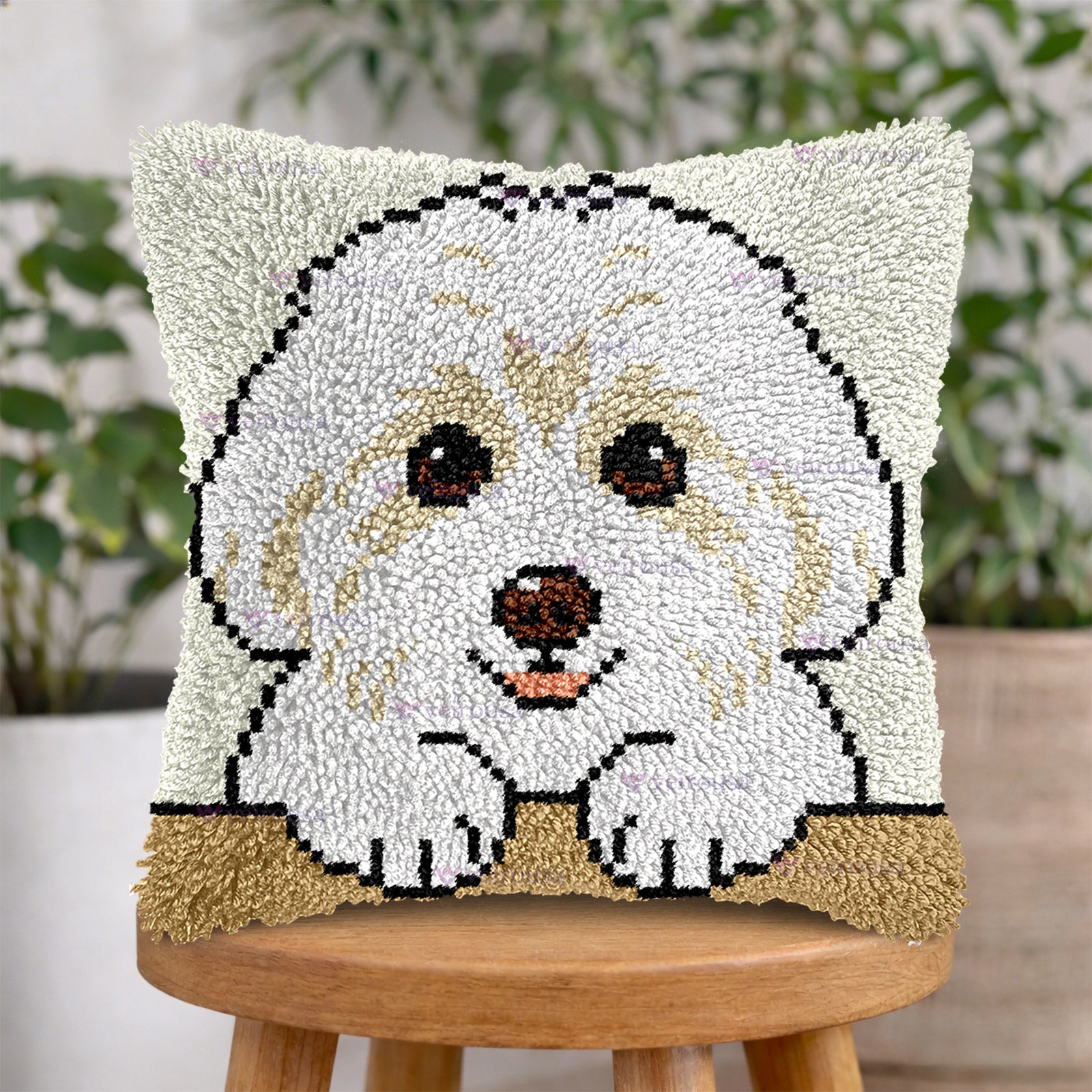 Veirousa Maltese Latch Hook Pillow Kit