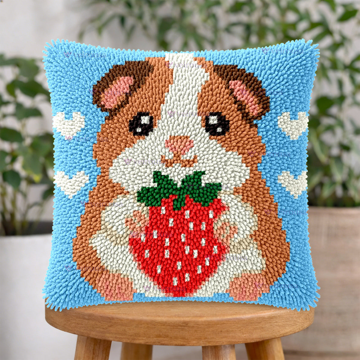 Veirousa Strawberry Guinea Pig Latch Hook Pillow Kit