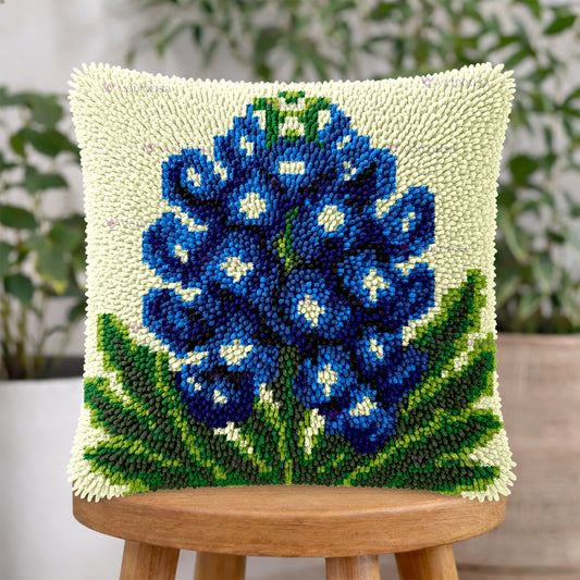 Veirousa Texas Bluebonnet Latch Hook Pillow Kit