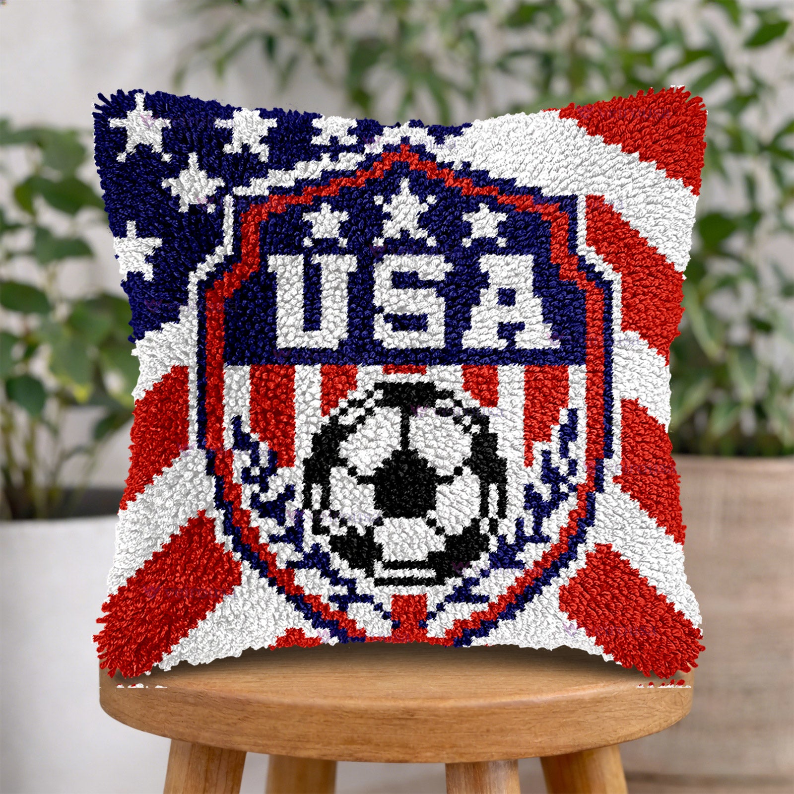 Veirousa USA Soccer Team Latch Hook Pillow Kit
